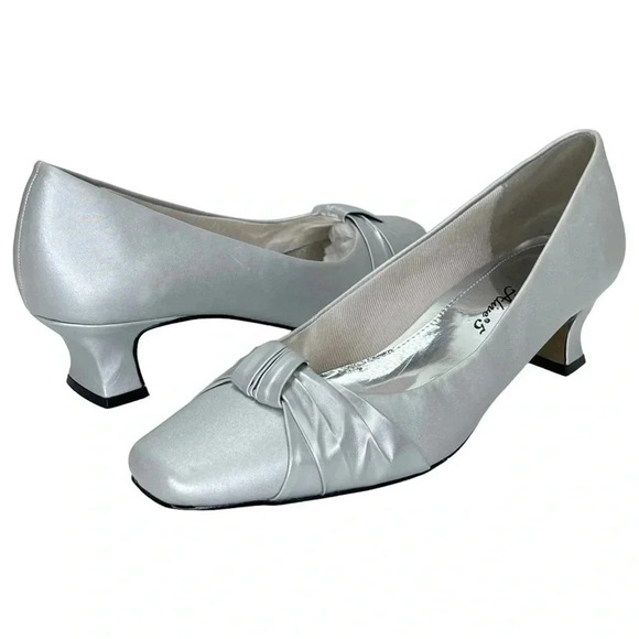 Easy Street Womens Heels 9M Waive Silver Satin - Picture 11 of 13